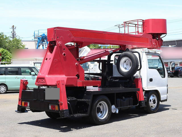 いすゞエルフ高所作業車小型（2t・3t）[写真02]
