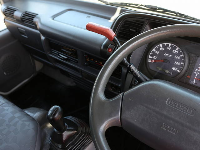 いすゞエルフ高所作業車小型（2t・3t）[写真27]