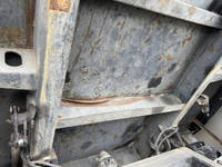 三菱ふそうファイターダンプ中型（4t）[写真12]