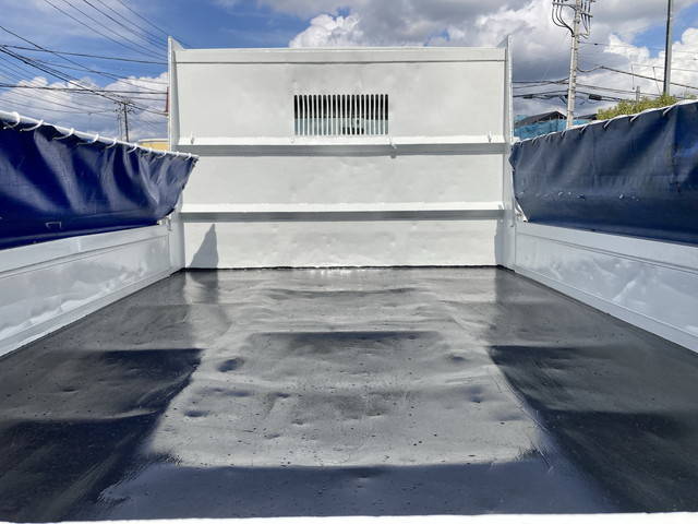 三菱ふそうファイターダンプ中型（4t）[写真12]