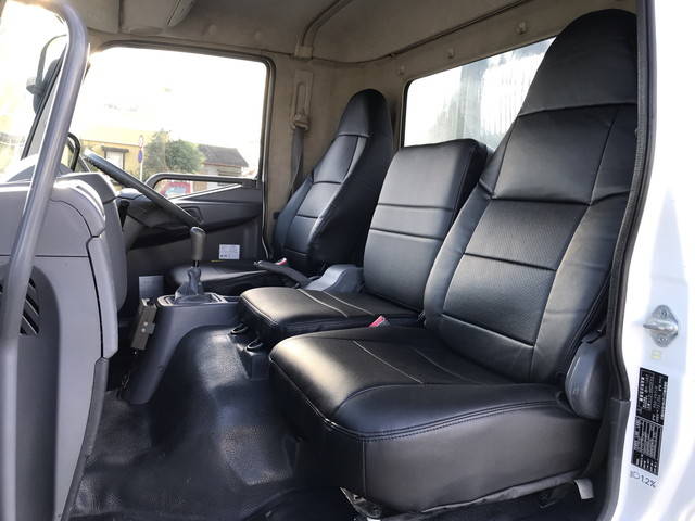 三菱ふそうファイターダンプ中型（4t）[写真32]