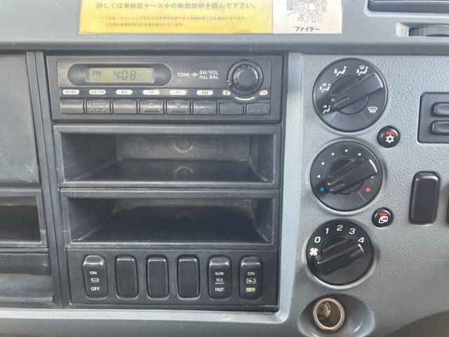 三菱ふそうファイターダンプ中型（4t）[写真35]