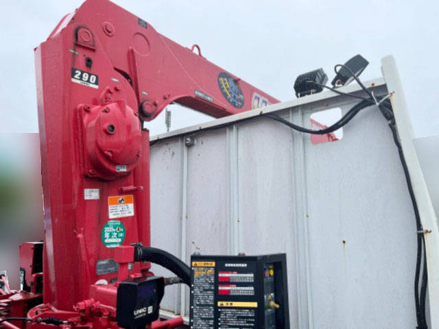 三菱ふそうキャンタークレーン3段小型（2t・3t）[写真14]