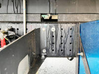 三菱ふそうキャンタークレーン3段小型（2t・3t）[写真17]