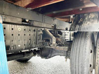 三菱ふそうキャンタークレーン3段小型（2t・3t）[写真18]