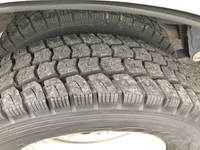 三菱ふそうキャンター平ボディ小型（2t・3t）[写真17]