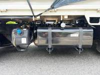 三菱ふそうキャンター平ボディ小型（2t・3t）[写真18]