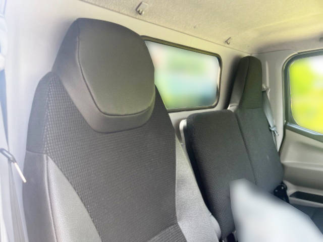 三菱ふそうキャンター平ボディ小型（2t・3t）[写真31]