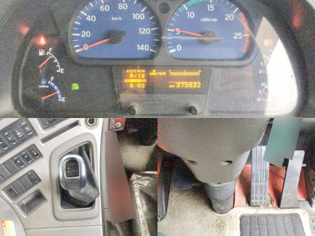 UDトラックスクオンダンプ大型（10t）[写真33]