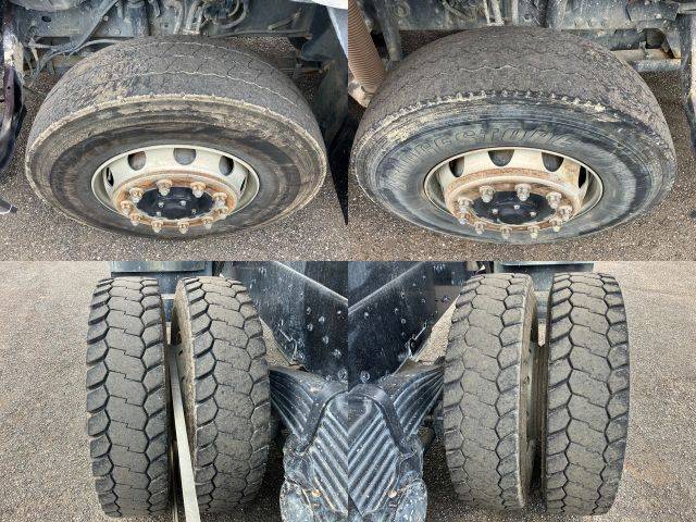 三菱ふそうスーパーグレートダンプ大型（10t）[写真22]