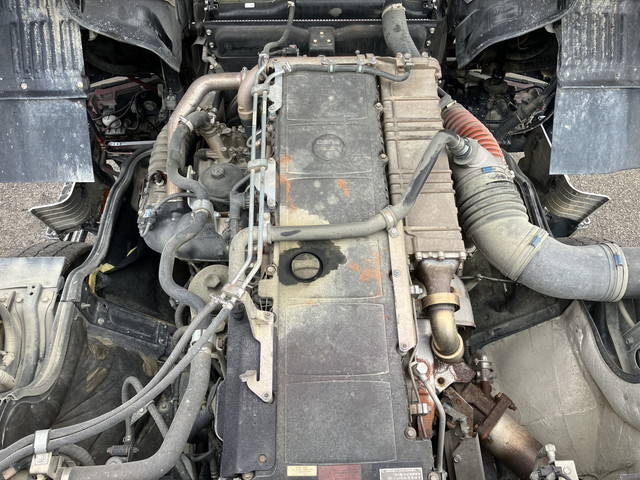 三菱ふそうスーパーグレートダンプ大型（10t）[写真24]