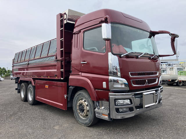 三菱ふそうスーパーグレートダンプ大型（10t）[写真03]