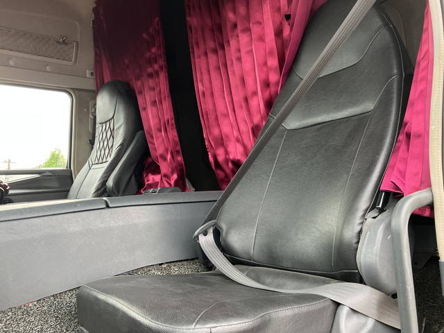 三菱ふそうスーパーグレートダンプ大型（10t）[写真30]