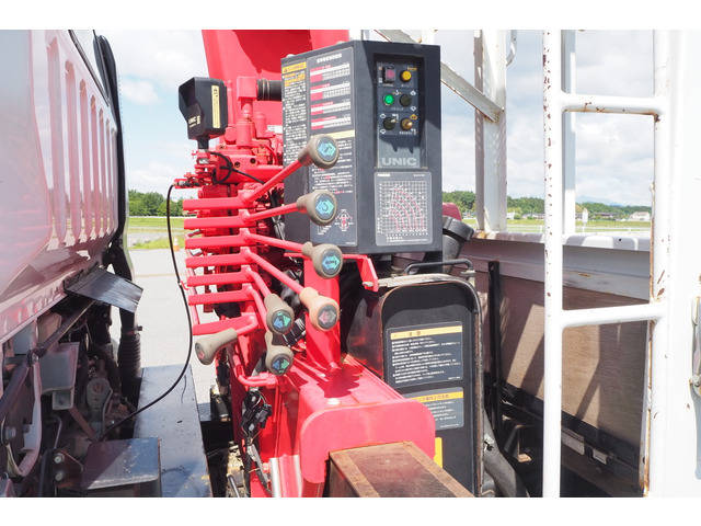 三菱ふそうキャンタークレーン5段小型（2t・3t）[写真13]