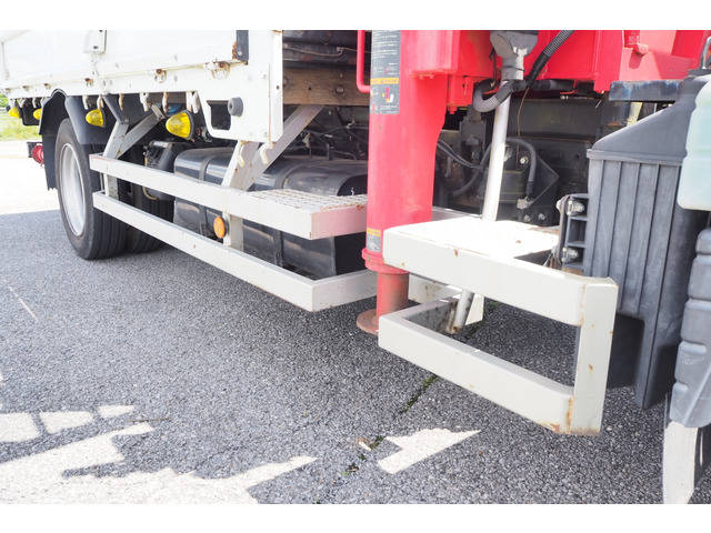 三菱ふそうキャンタークレーン5段小型（2t・3t）[写真16]