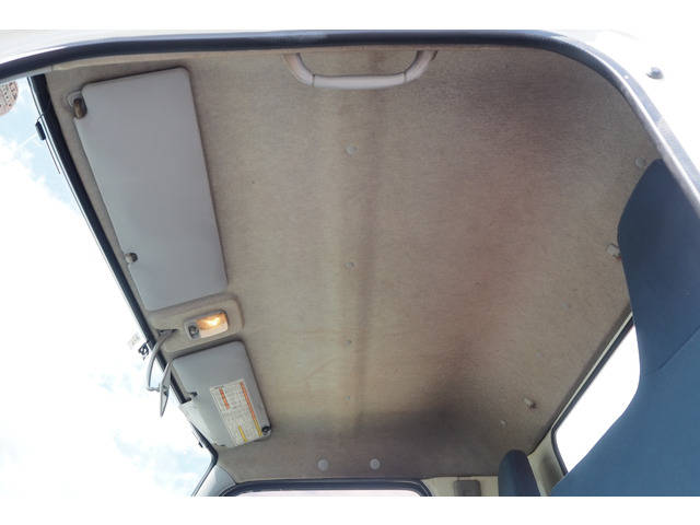 三菱ふそうキャンタークレーン5段小型（2t・3t）[写真34]