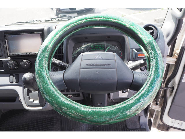 三菱ふそうキャンタークレーン5段小型（2t・3t）[写真38]