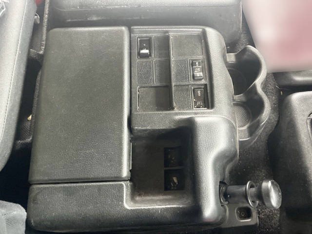 日野プロフィアダンプ大型（10t）[写真32]