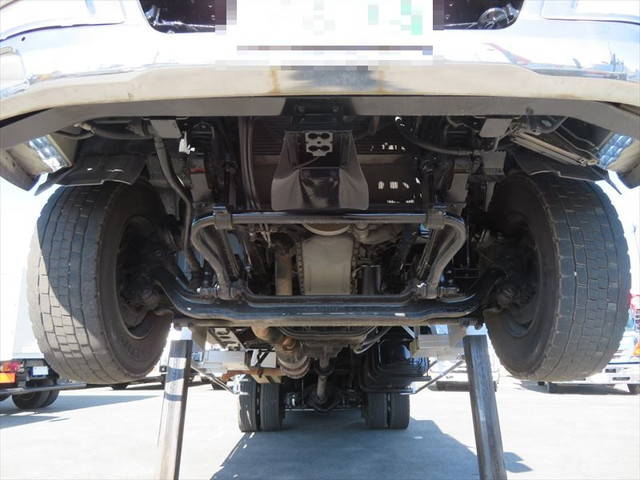 三菱ふそうファイターセルフクレーン3段増トン（6t・8t）[写真13]