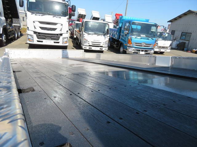 三菱ふそうファイターセルフクレーン3段増トン（6t・8t）[写真20]