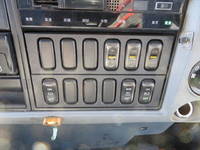 三菱ふそうファイターセルフクレーン3段増トン（6t・8t）[写真37]