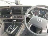 UDトラックスクオントレーラーヘッド（トラクターヘッド）大型（10t）[写真19]