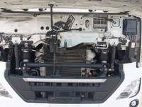 UDトラックスクオントレーラーヘッド（トラクターヘッド）大型（10t）[写真24]