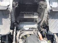 UDトラックスクオントレーラーヘッド（トラクターヘッド）大型（10t）[写真28]