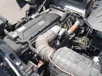 UDトラックスクオントレーラーヘッド（トラクターヘッド）大型（10t）[写真29]