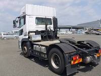 UDトラックスクオントレーラーヘッド（トラクターヘッド）大型（10t）[写真02]