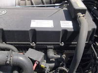 UDトラックスクオントレーラーヘッド（トラクターヘッド）大型（10t）[写真17]