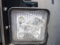 UDトラックスクオントレーラーヘッド（トラクターヘッド）大型（10t）[写真19]