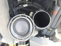 UDトラックスクオントレーラーヘッド（トラクターヘッド）大型（10t）[写真30]