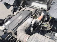 UDトラックスクオントレーラーヘッド（トラクターヘッド）大型（10t）[写真31]