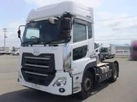 UDトラックスクオントレーラーヘッド（トラクターヘッド）大型（10t）[写真03]