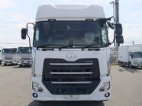 UDトラックスクオントレーラーヘッド（トラクターヘッド）大型（10t）[写真07]