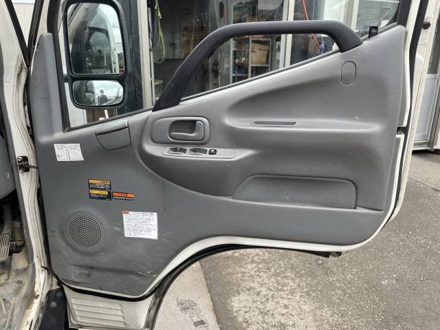 日野デュトロクレーン4段小型（2t・3t）[写真31]