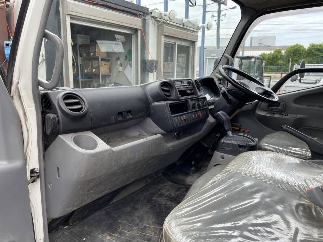 日野デュトロクレーン4段小型（2t・3t）[写真33]