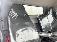 三菱ふそうキャンター平ボディ小型（2t・3t）[写真25]