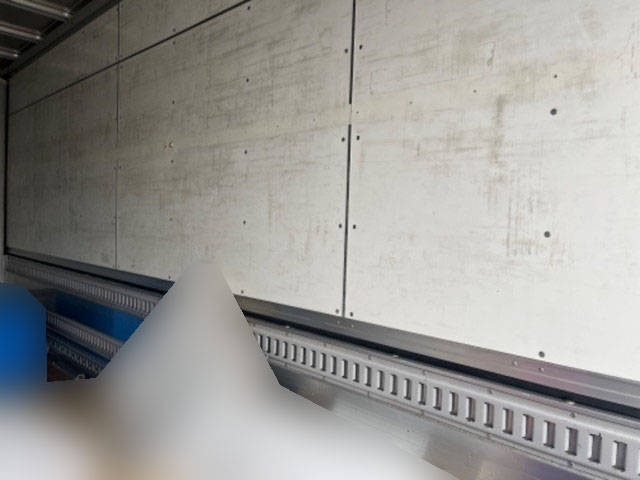 日野レンジャーアルミウイング中型（4t）[写真12]