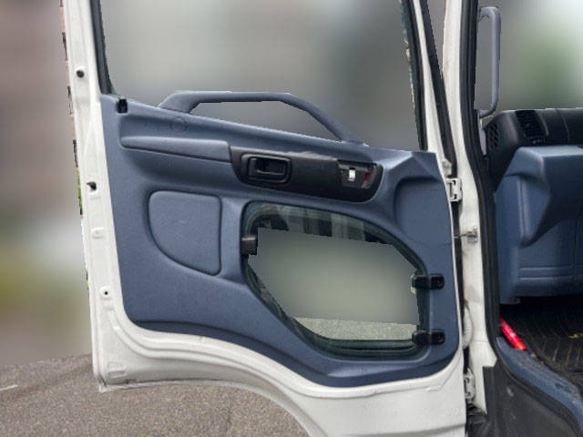 日野レンジャーアルミウイング中型（4t）[写真26]