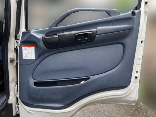 日野レンジャーアルミウイング中型（4t）[写真27]