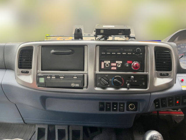 日野レンジャーアルミウイング中型（4t）[写真35]