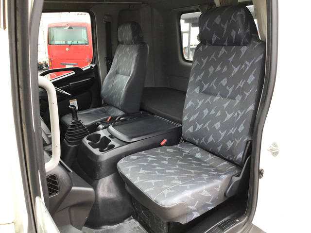 日野レンジャーコンテナ専用車中型（4t）[写真28]