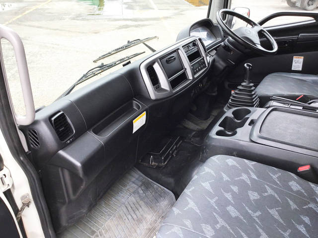 日野レンジャーコンテナ専用車中型（4t）[写真32]