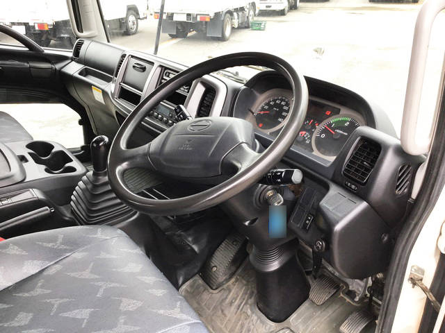 日野レンジャーコンテナ専用車中型（4t）[写真33]