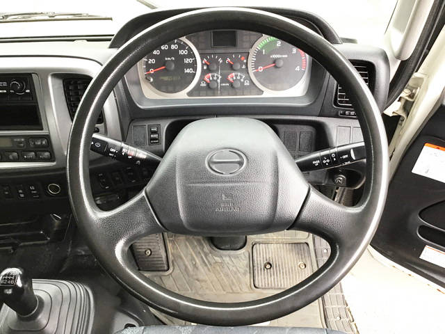 日野レンジャーコンテナ専用車中型（4t）[写真34]