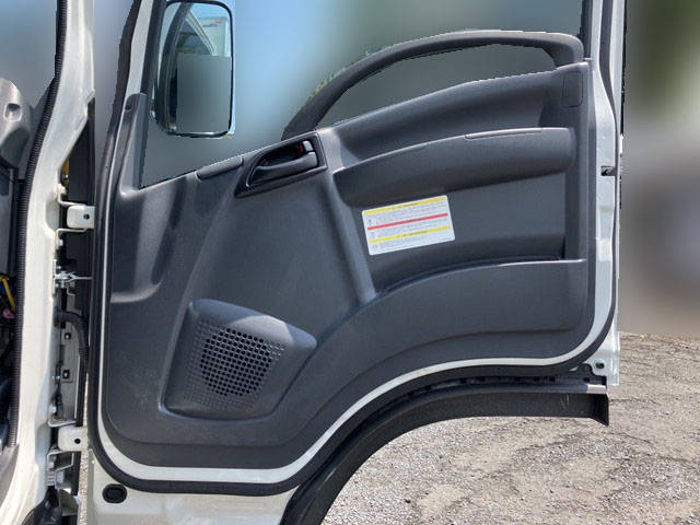 いすゞエルフパネルバン小型（2t・3t）[写真20]