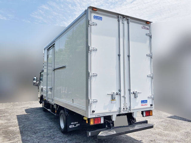 いすゞエルフパネルバン小型（2t・3t）[写真04]