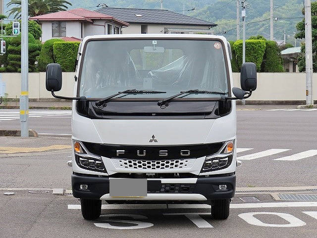 三菱ふそうキャンター平ボディ小型（2t・3t）[写真05]
